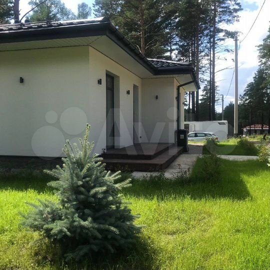 Коттедж 140 м² на участке 10 сот.