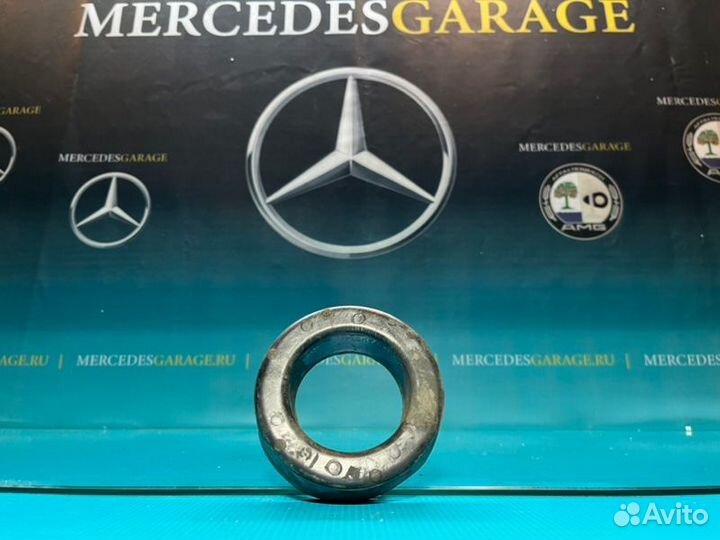 Проставка пружины Mercedes C Class W204
