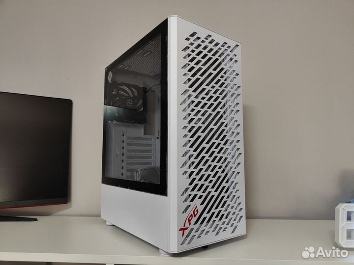 Корпус Adata XPG valor air white