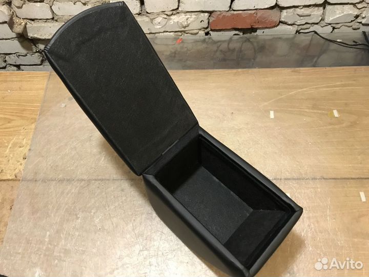 Подлокотник для Хундай Солярис 2