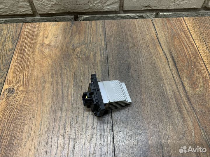 Hyundai Equus 2009-2016 Резистор отопителя