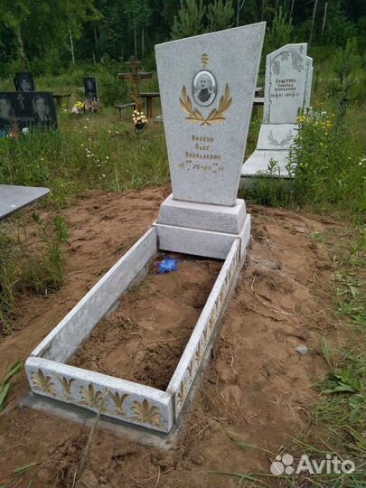 Изготовление памятников надгробий