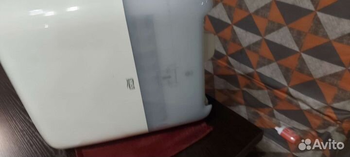 Диспенсер для бумажных полотенец tork