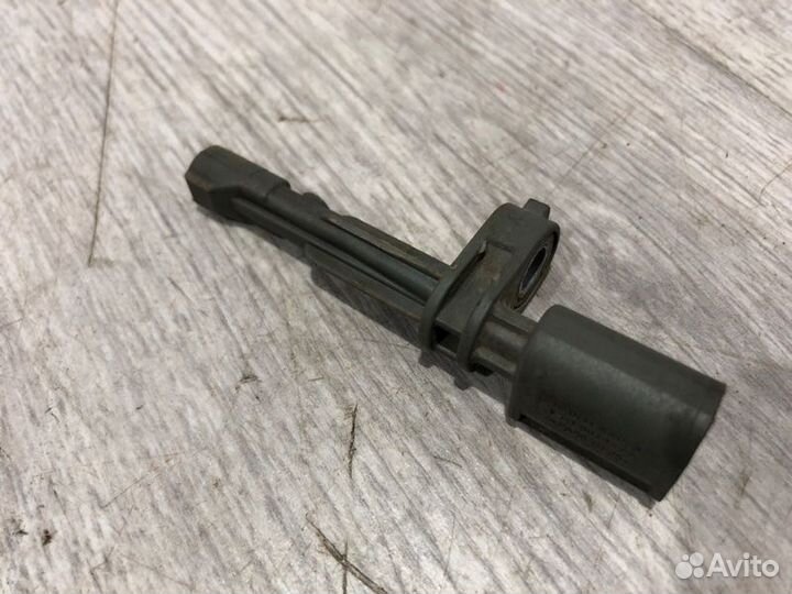 Датчик abs задний Skoda Octavia A7 CWV 2019