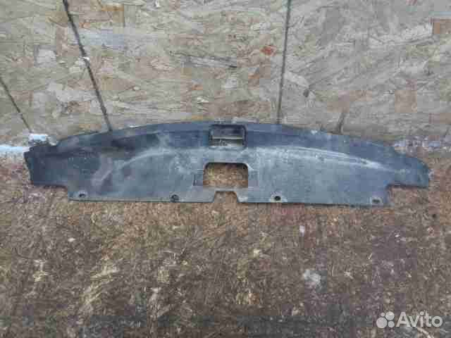 Дефлектор радиатора Mitsubishi Outlander XL