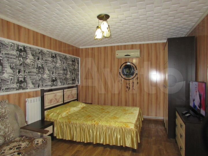 Дом 35 м² на участке 5 сот.