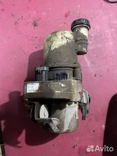 Элекро гур Renault Duster