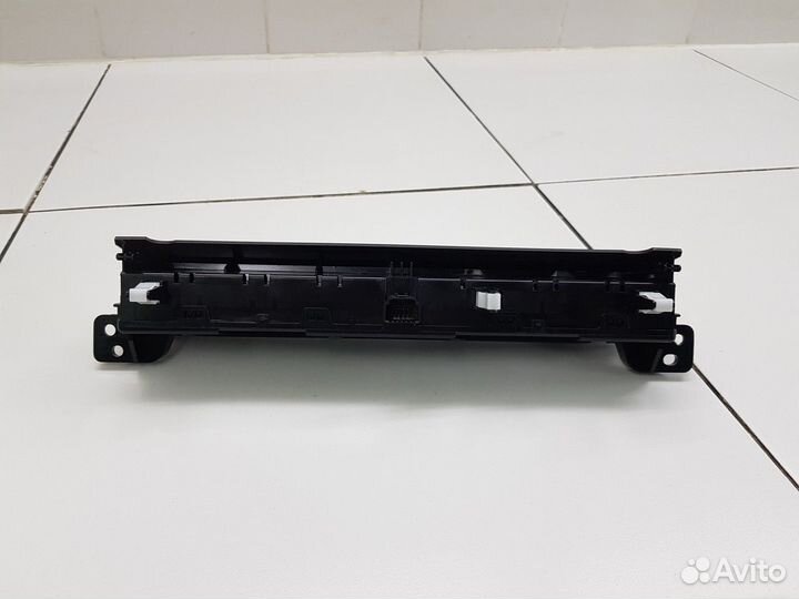 Центральный блок кнопок (Chery Tiggo 8 Pro)