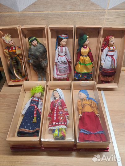 Куклы в народных костюмах Деагостини