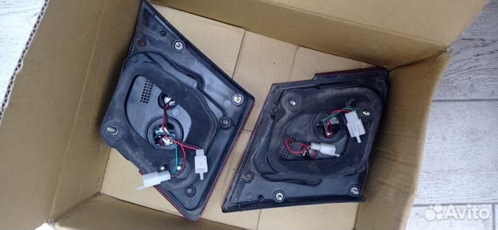 Фонарь крышки багажника Шевроле Круз седан