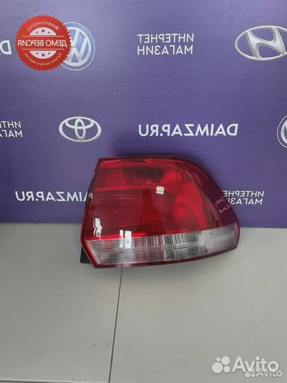 Фонарь задний Volkswagen Polo правый (10-15)