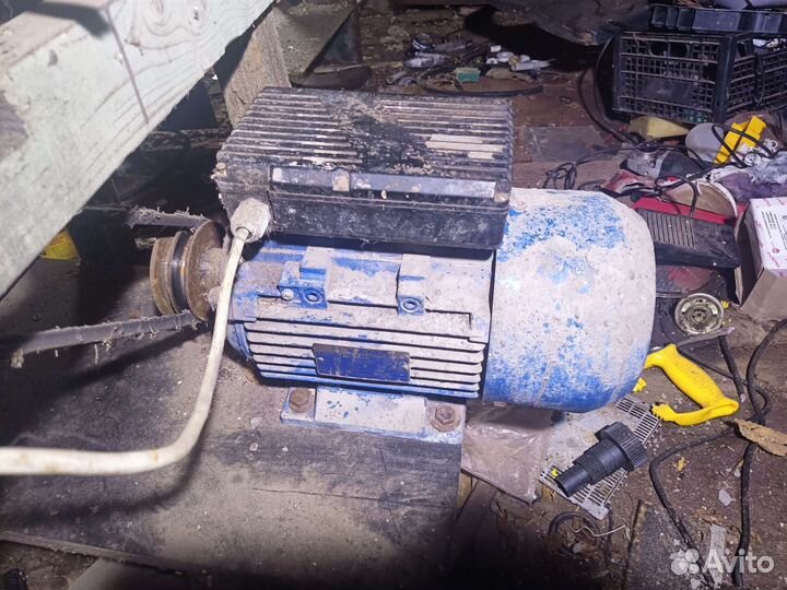 Электродвигатель 220в