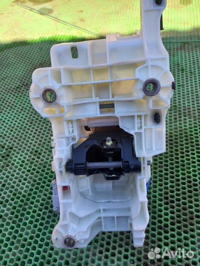 Рычаг переключения кпп Mitsubishi Lancer 10 4A91