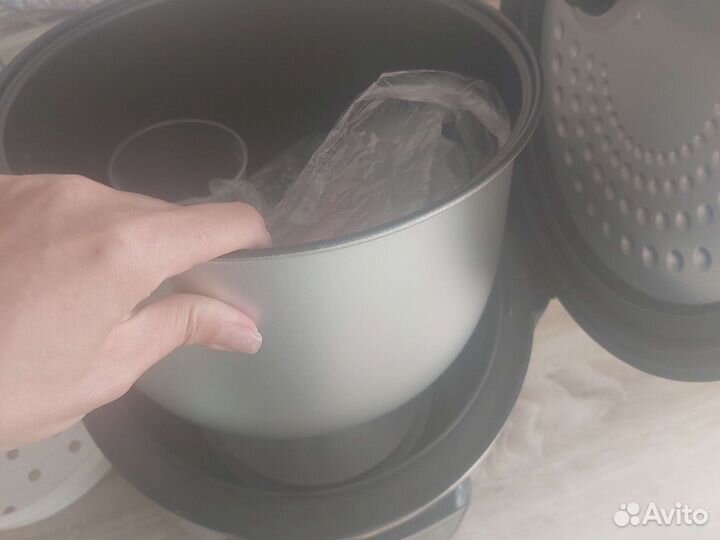 Мультиварка новая delimano