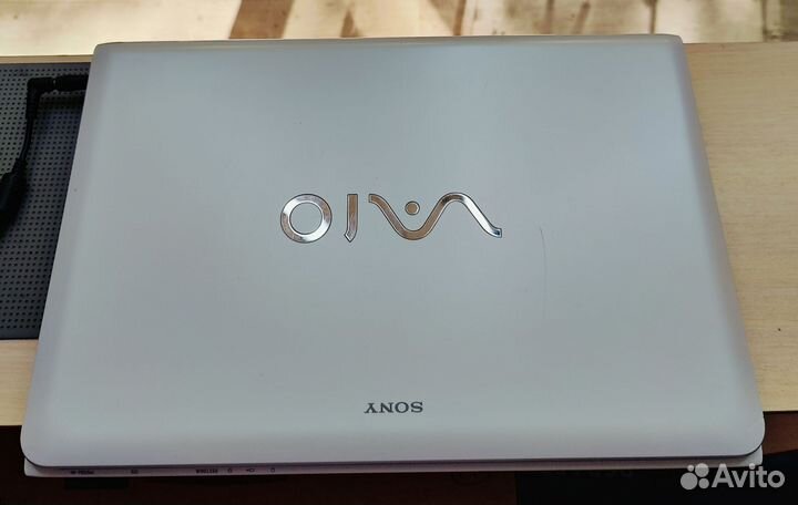 Sony vaio 17