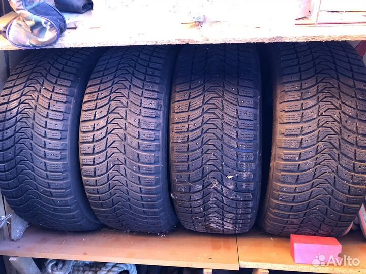 Michelin X-Ice North 3 235/50 R18 101T