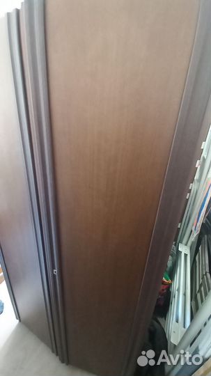 Шкафы для одежды бу