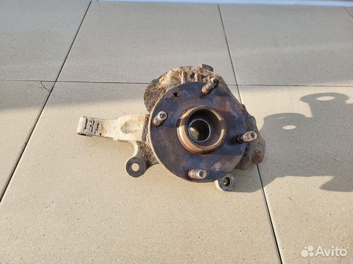 Поворотный кулак передний левый Chevrolet Лачетти