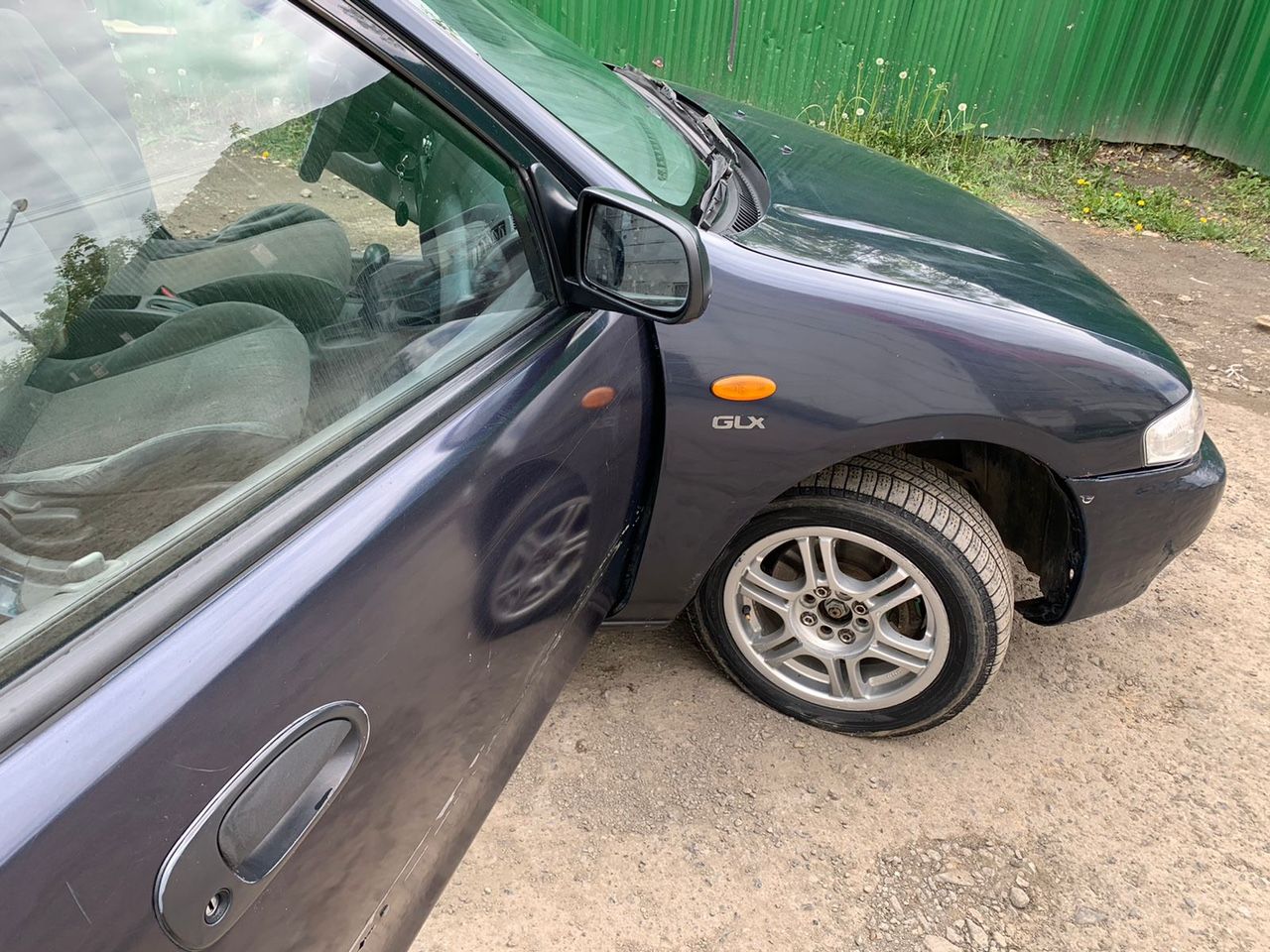 Mazda 323: фото владельца