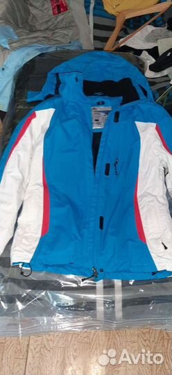 Куртка для катаниях на лыжах и коньках