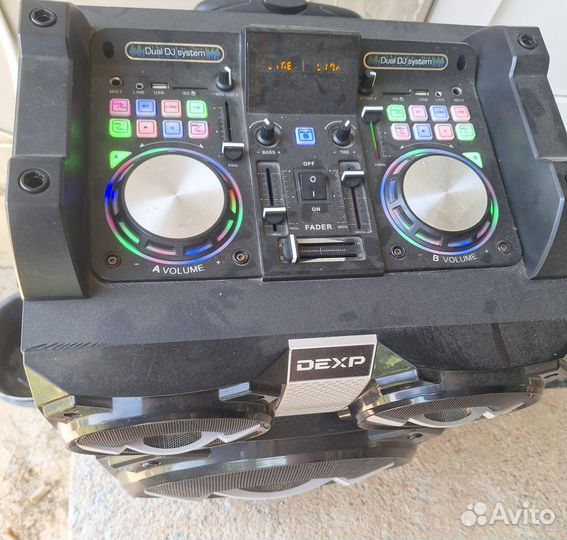 Музыкальный центр dexp