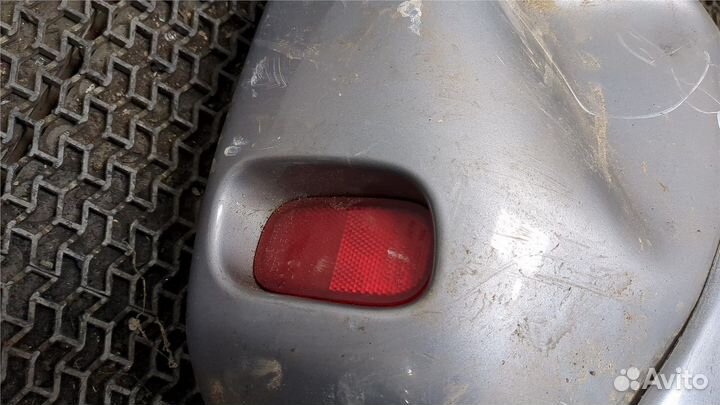 Молдинг крыла Toyota RAV 4, 2003