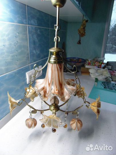 Продам люстры бу