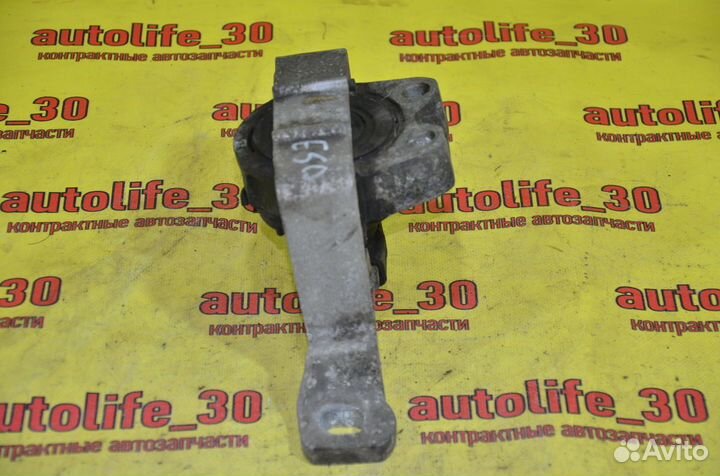 Подушка двигателя правая гидравлическая Ford Focus