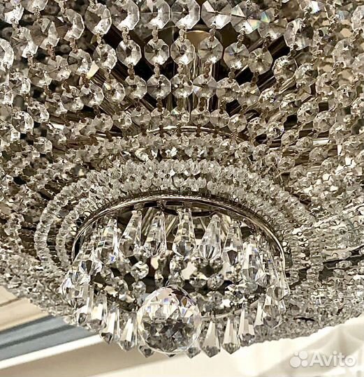 Люстра хрустальная Резерва нет