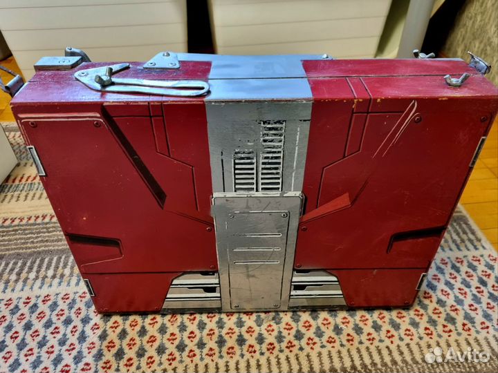 Этюдник (требует ремонта)