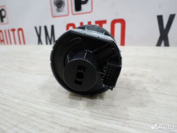 Переключатель света Skoda Rapid