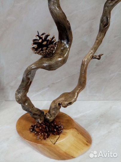 Сувенир из корней дерева