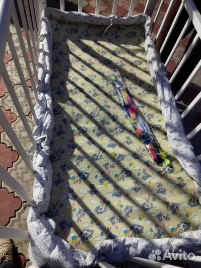 Детская кроватка