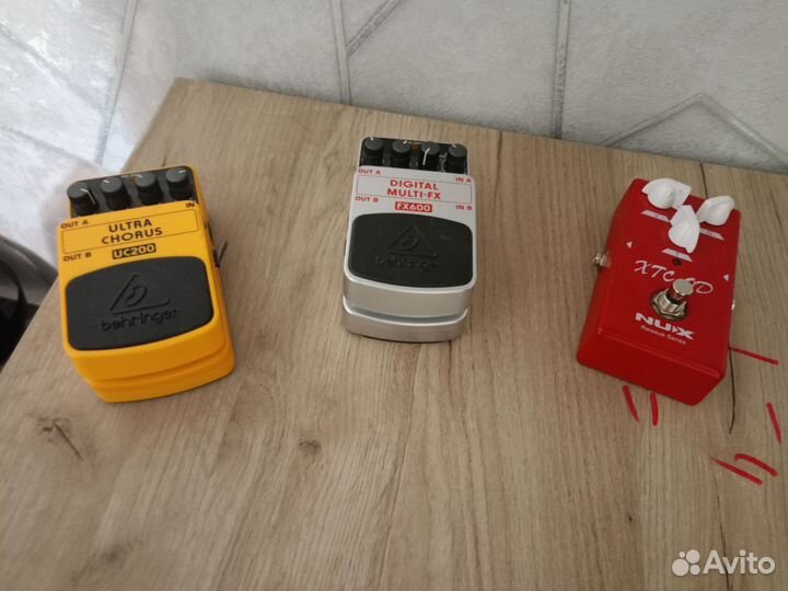 Гитарные педали эффектов