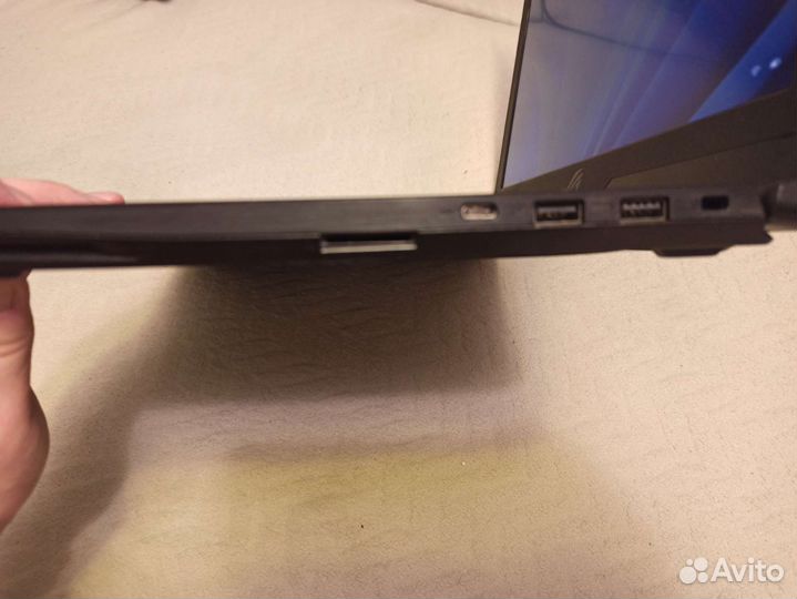 Продам ноут Asus Rog Strix i7 8750H 1050Ti с ос