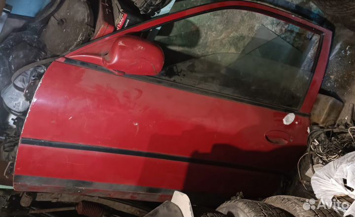 Mitsubishi Mirage 1991-94 г.в. б/у