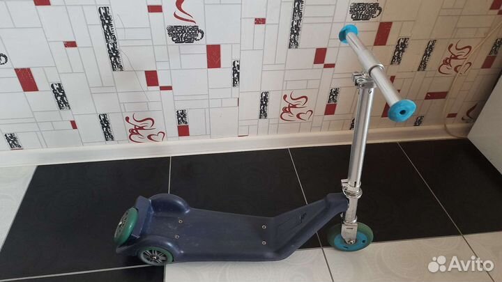 Самокат детский трехколесный