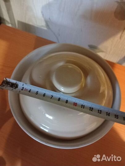 Чайник заварочный и сахарница