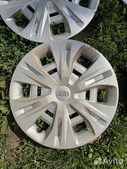 Колпаки r15 на Geely