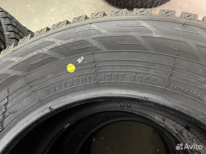 Yokohama Ice Guard Stud IG55 235/65 R17 108T