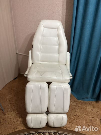 Косметическое кресло бу