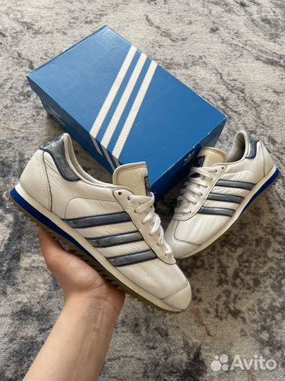 Adidas country