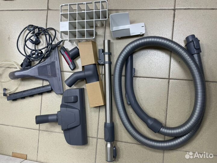 Пылесос Thomas Twin Helper Aquafilter 788557