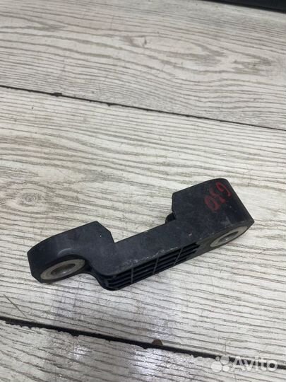 Крепление стабилизатора переднее Bmw 5-Series G30