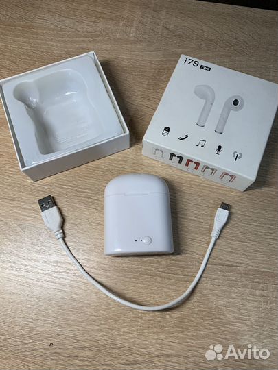 Беспроводные наушники i7S TWS