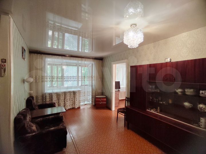 2-к. квартира, 42 м², 2/4 эт.