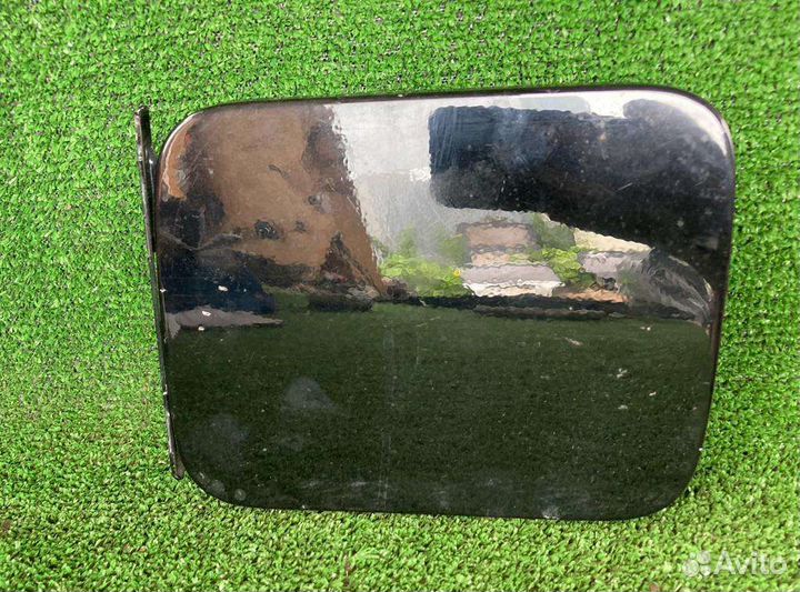 Лючок бензобака Nissan Almera Classic