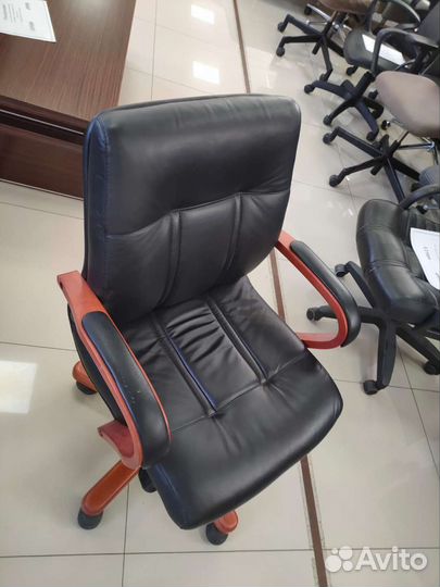 Кресло, кресло руководителя, кресло компьютерное