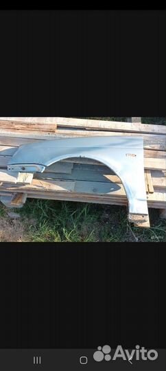 Крыло переднее левое priora