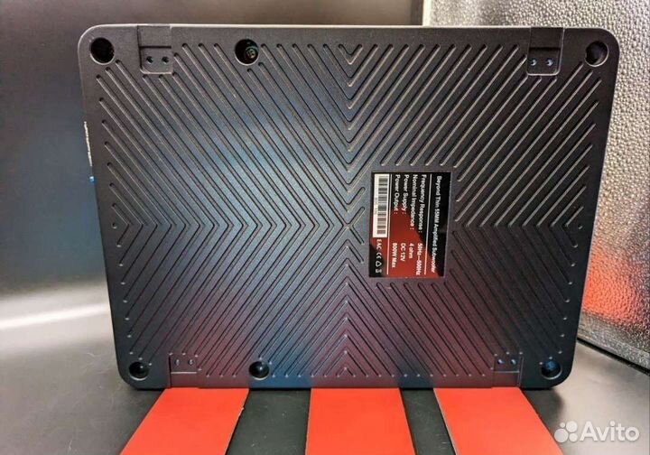 Сабвуфер под сиденье 10 дюймов